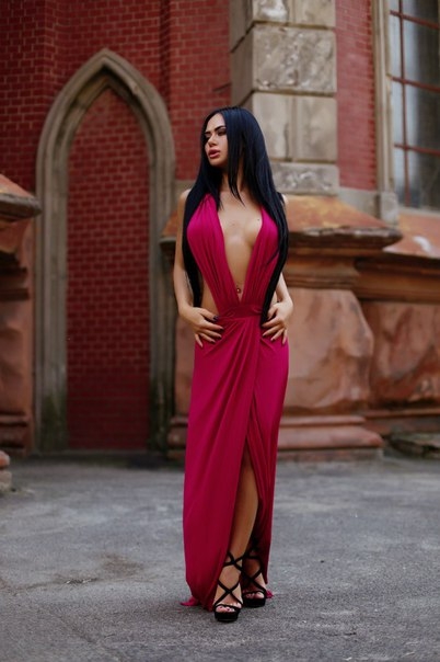 💋 Я знаю, как доставить тебе незабываемое удовольствие и расслабление. Москва – мой город, и я знаю все его секреты и уютные уголки, чтобы сделать нашу встречу особенной. 😉 Я предлагаю широкий спектр услуг, от классического массажа и стриптиза до экспериментов в постели. 💥 Мои клиенты оставляют положительные отзывы обо мне и моей профессионализме. 🌟 А когда увидишь мои фото, ты сразу поймешь, что лучшего выбора не найдешь. ✨ Так что давай скорее встретимся и откроем новые грани наслаждения! 🌹 Анастасия